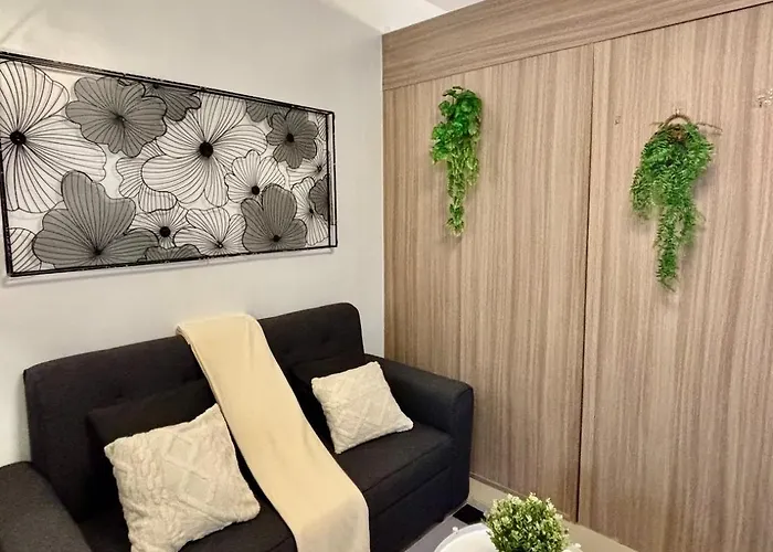 Staycation By The Shore Apartment *
